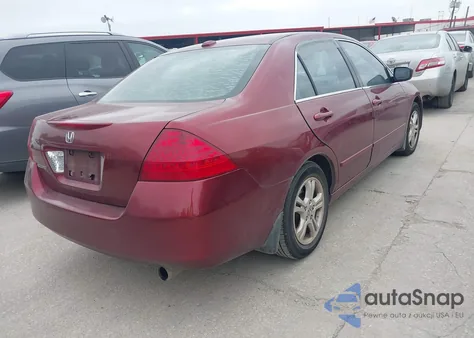 2006 Honda Accord 2.4 Ex z USA, uszkodzony, nr VIN 1HGCM56886A120998